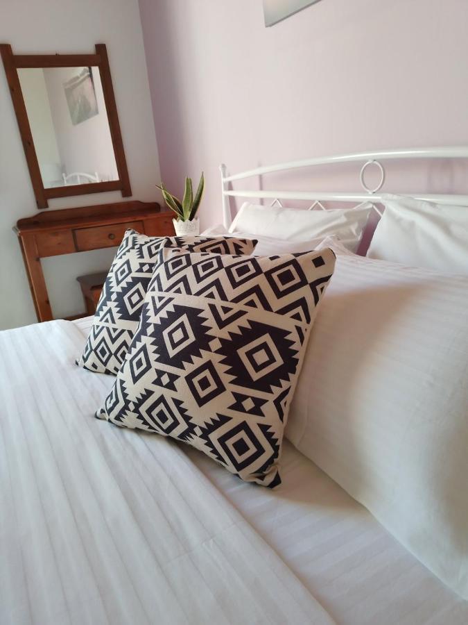 איפסוס Manolia Apartments מראה חיצוני תמונה